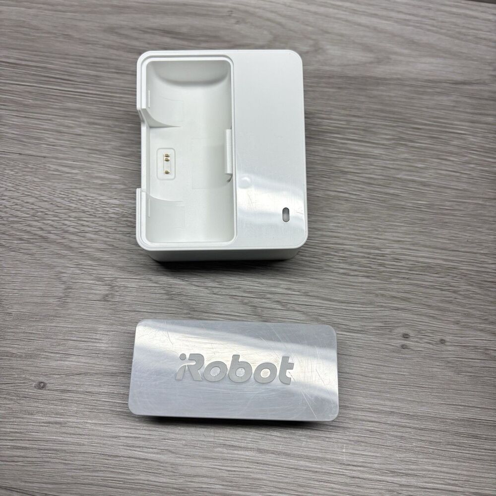 iRobot Braava Jet Robot Mop Li-Ion Battery 4446040 & Charger 4446819 - Picture 4 of 6
